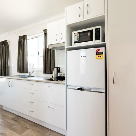 โฮเต็ล เซทเทลอร์ส Hotel Biloela ภายนอก รูปภาพ