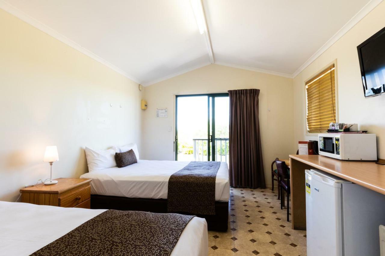โฮเต็ล เซทเทลอร์ส Hotel Biloela ภายนอก รูปภาพ